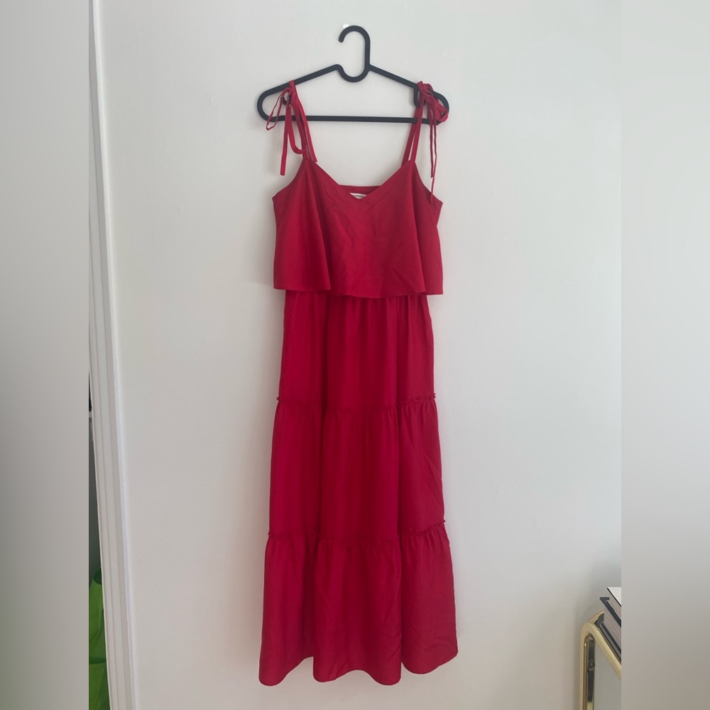 Club Monaco red 100% silk dress